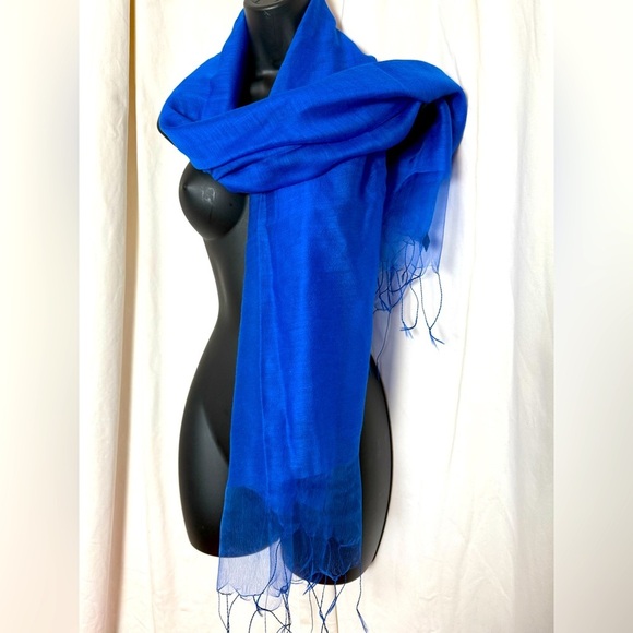 Wool/Silk Royal Blue Elegant Sheer Scarf 27" Wide X 68" Long Plus Fringe - Picture 3 of 5